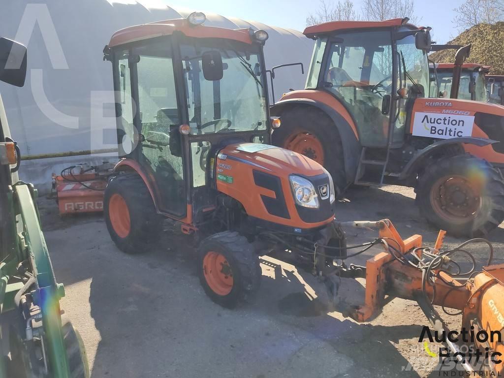Kioti CK 2810 Tractors