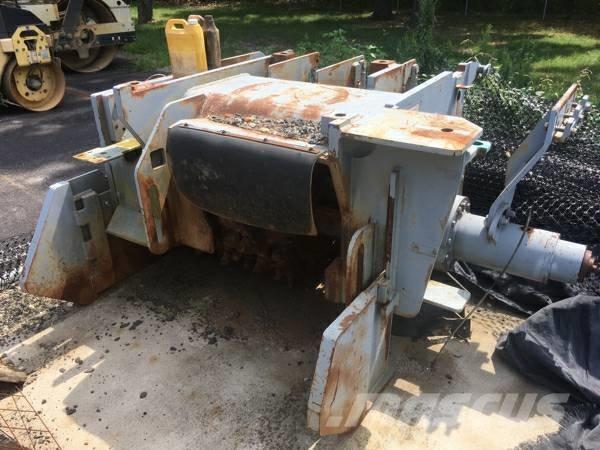 Wirtgen 2000 Asphalt cold milling machines