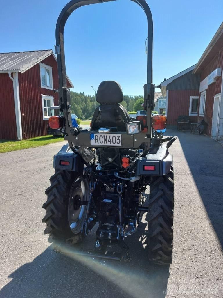 Solis 26 XL 9+9 Tractors