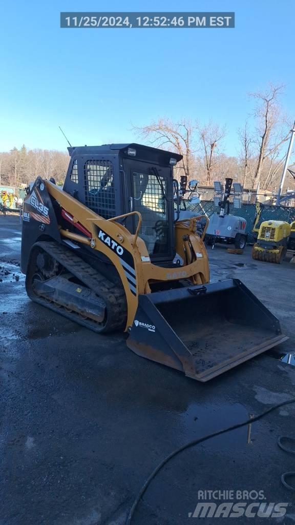 Kato CL35 Skid Steer Loaders