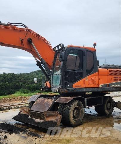 Doosan DX 210 W Wheeled Excavators