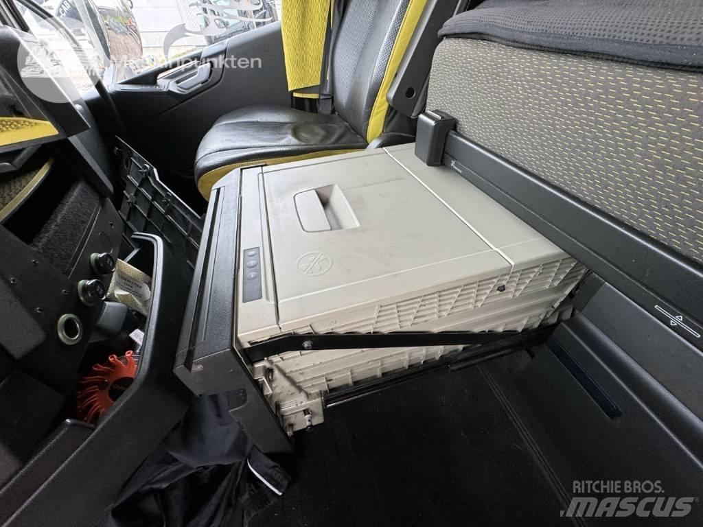 Volvo FH 650 Wood Chippers