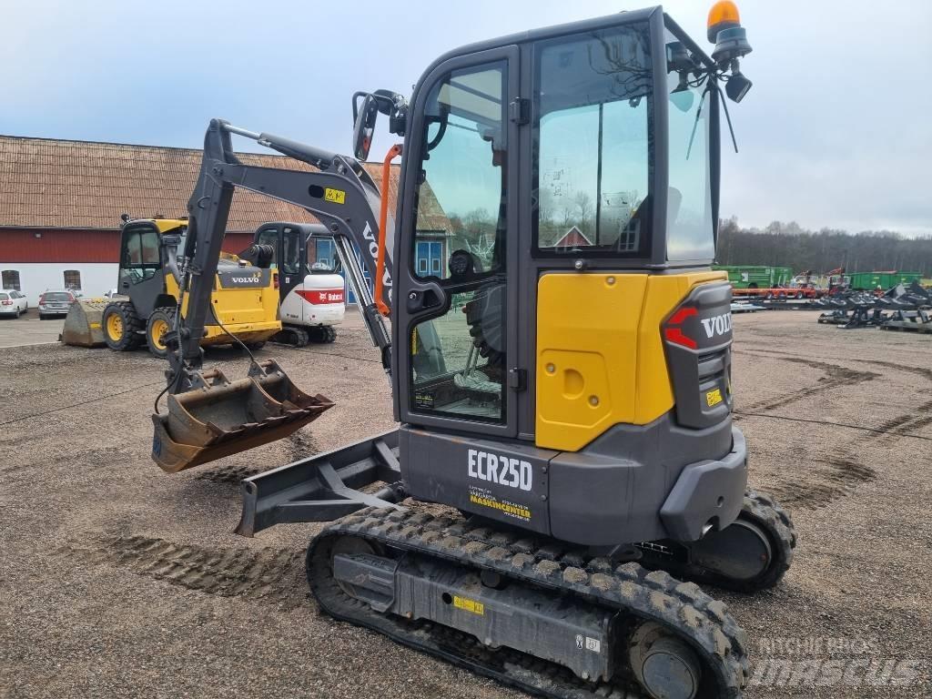 Volvo ECR25 D Mini Excavators <7t (Mini Diggers)