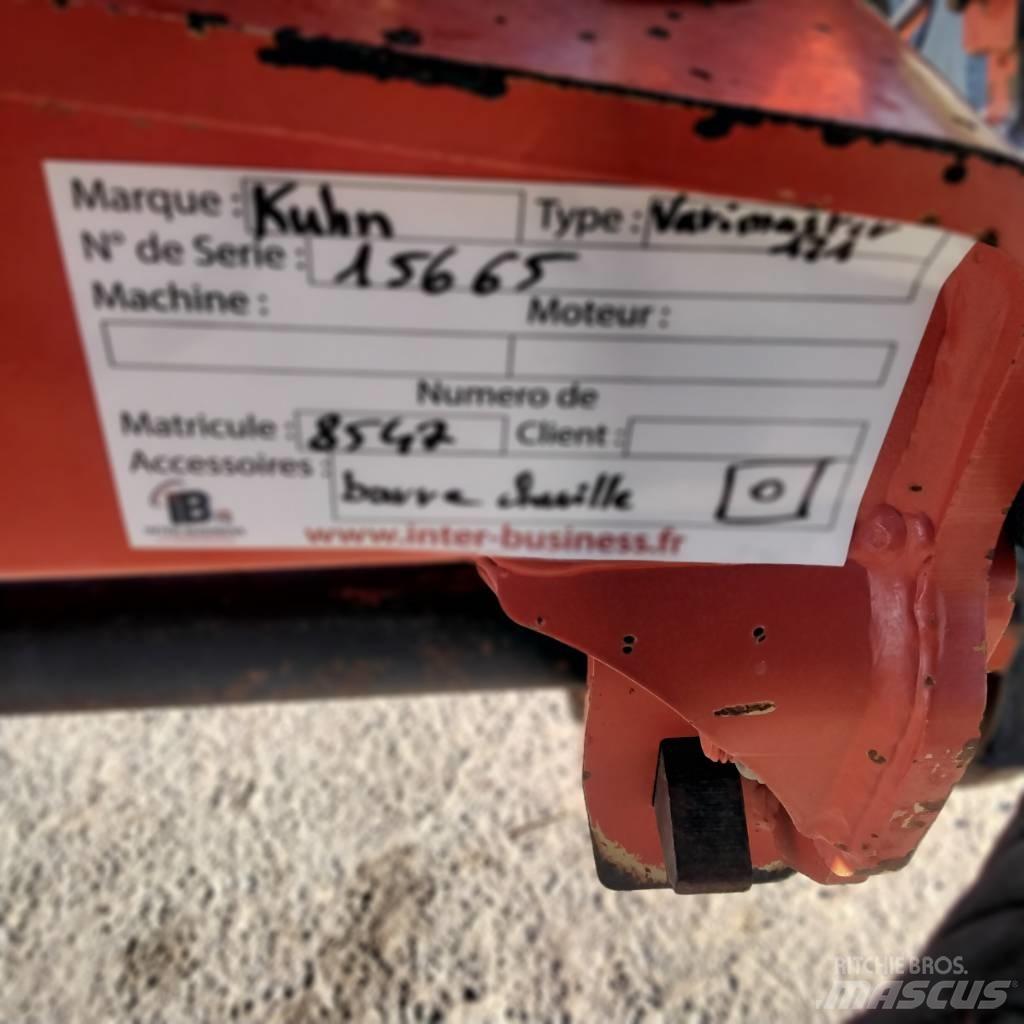 Kuhn VARIMASTER 121 Reversible ploughs