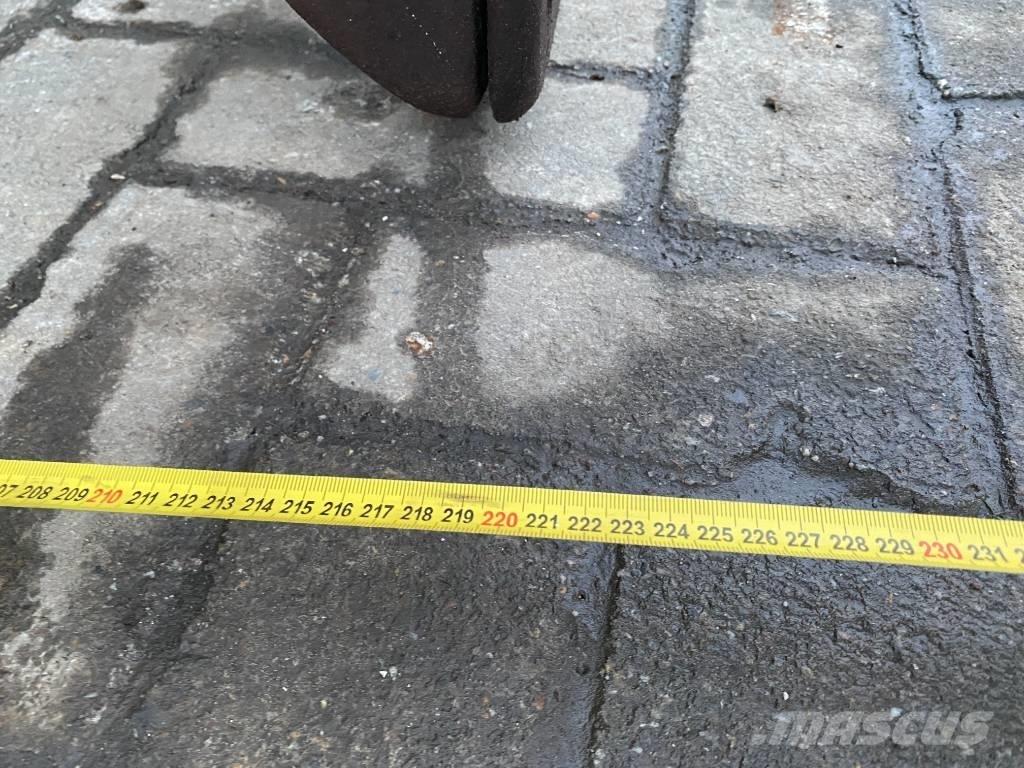 ETA D1200 Grapples