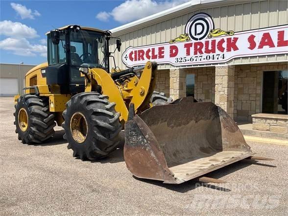 CAT 930M Wheel Loaders