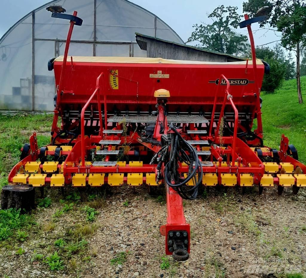 Väderstad Rapid400C Farm Drills