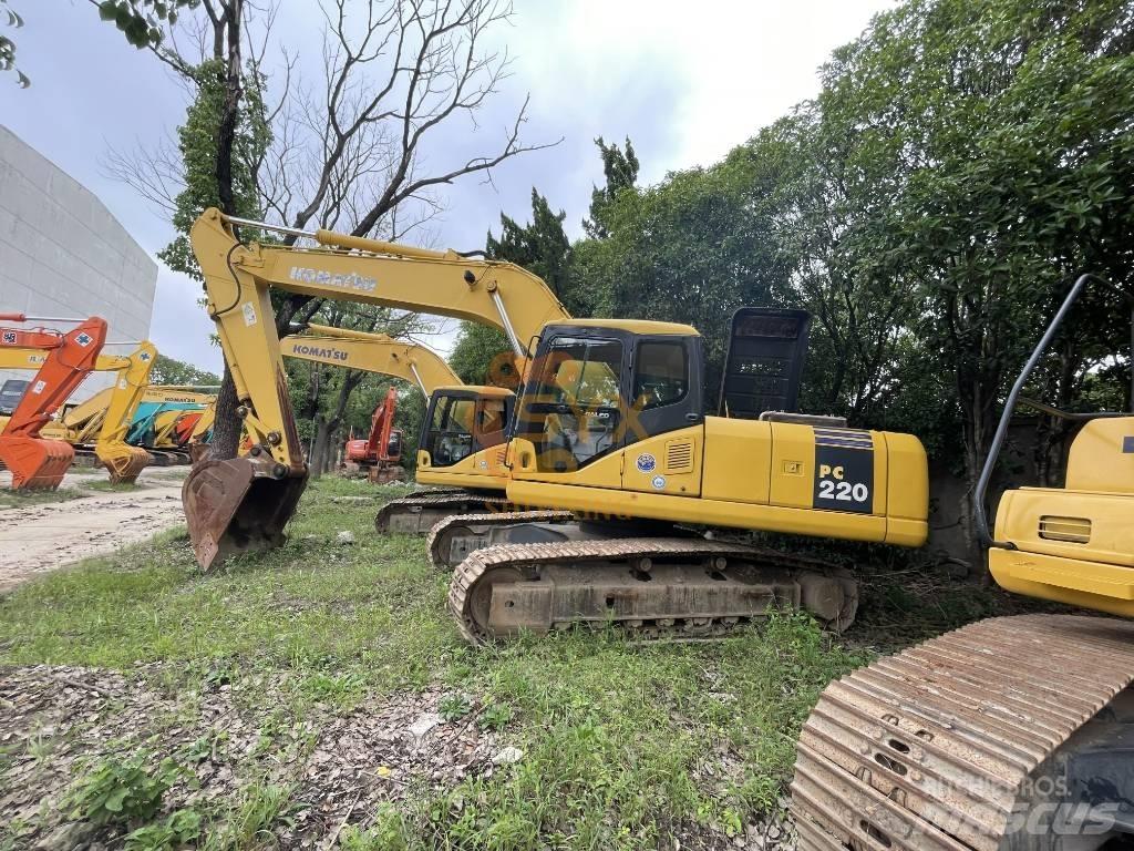 Komatsu PC 220-7 Crawler excavators