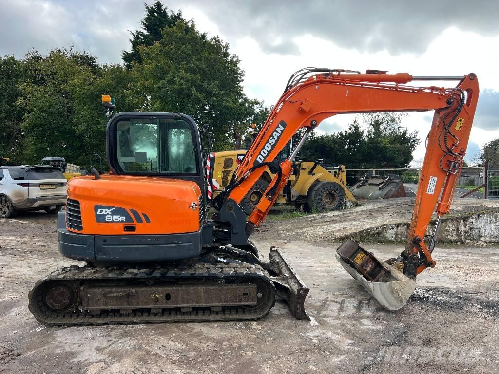Doosan DX 85 R-3 Mini excavators  7t - 12t