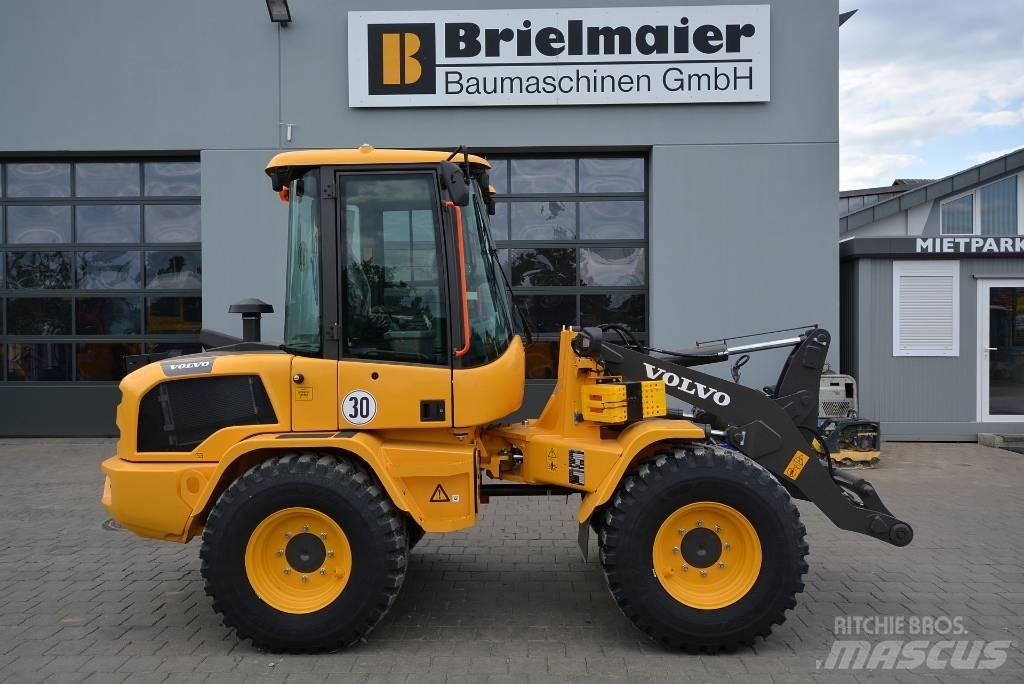 Volvo L30HS Wheel Loaders
