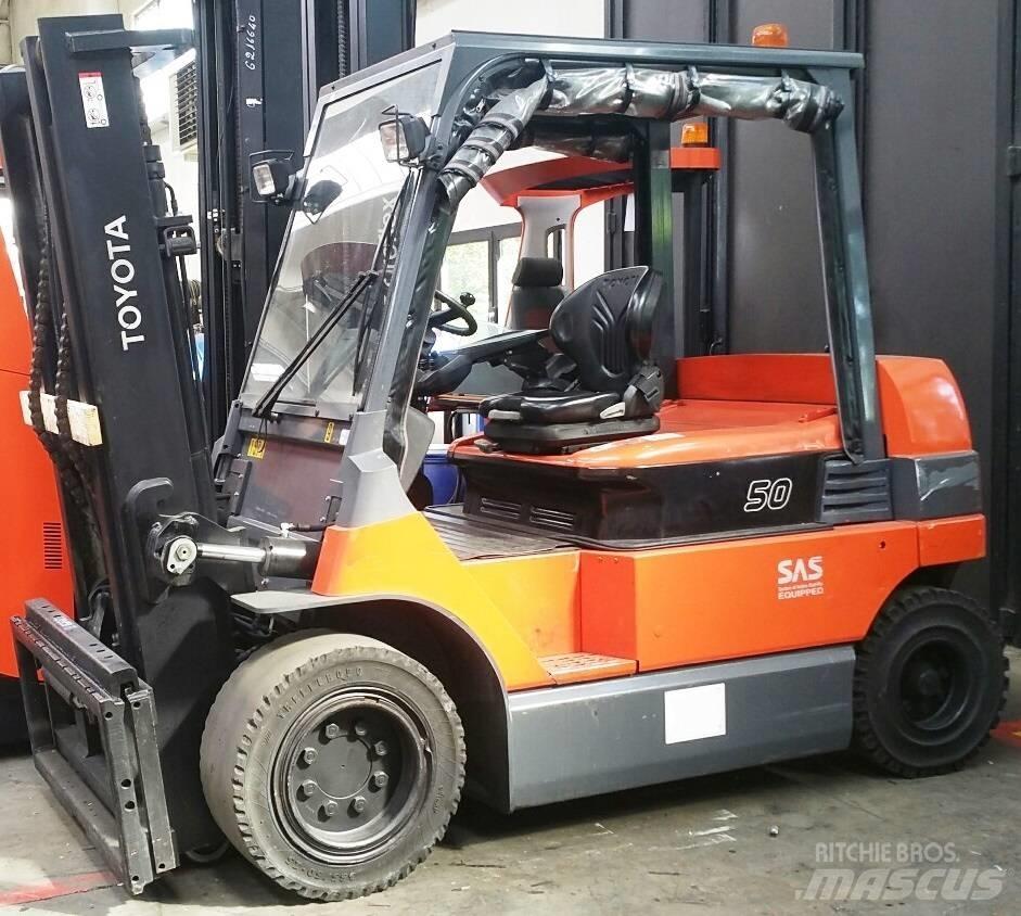 Toyota 7 FB MF 50 Electric Forklifts
