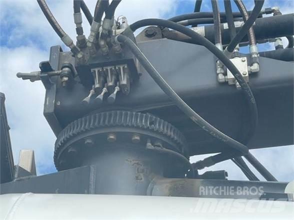 Peterbilt 348 Vacuum Trucks