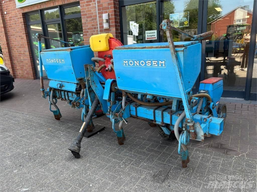 Monosem PNU Farm Drills