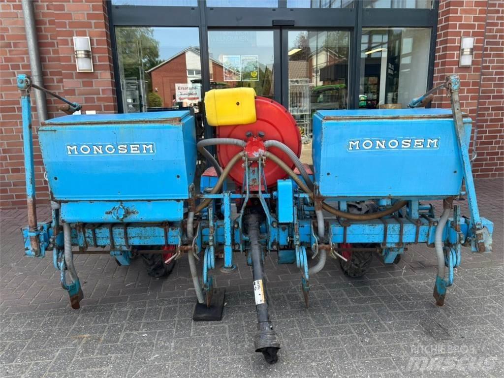 Monosem PNU Farm Drills