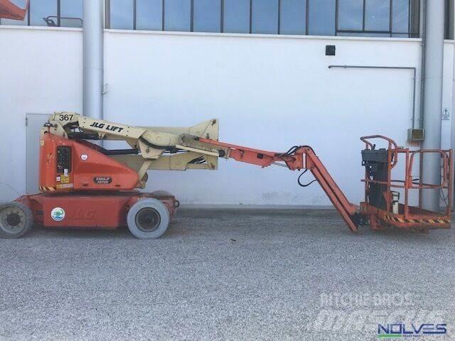 JLG E400AJPn Articulated boom lifts