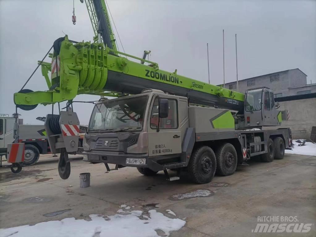 Zoomlion ZTC 500 V Mobile and all terrain cranes