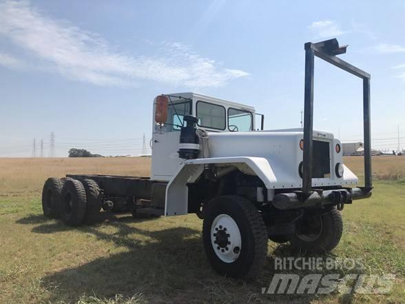 Diamond T M13 Cab & Chassis Trucks