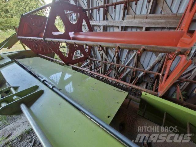 CLAAS C600 Harvester Headers