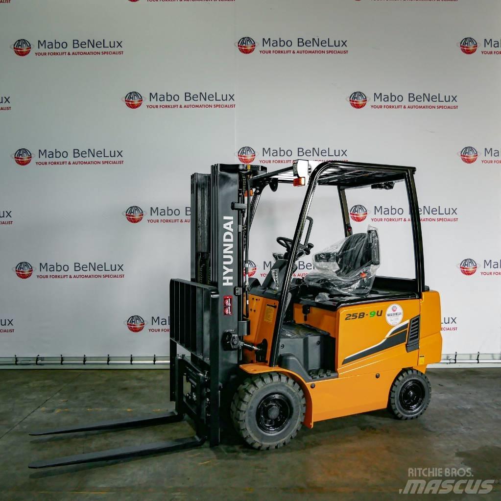 Hyundai 25B-9U Diesel Forklifts