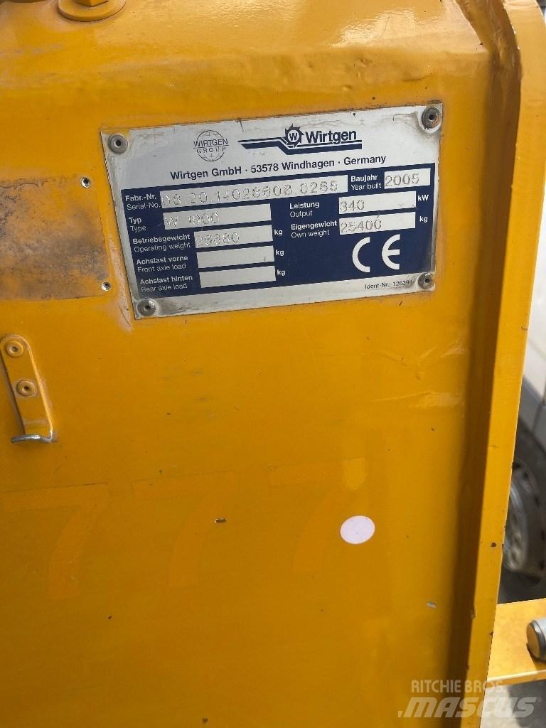 Wirtgen W 1900 Asphalt cold milling machines