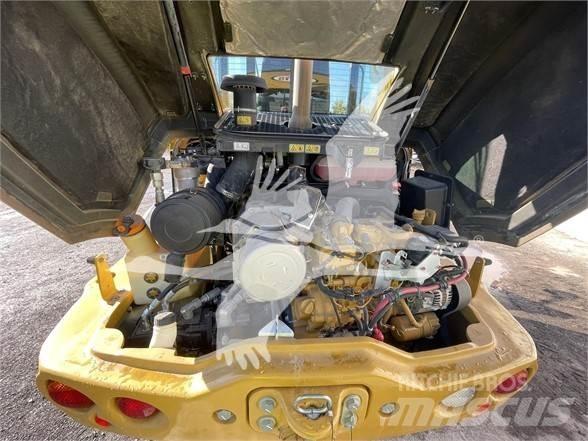 CAT 908M Wheel Loaders