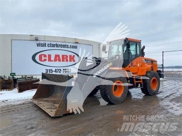 Doosan DL250-5 Wheel Loaders