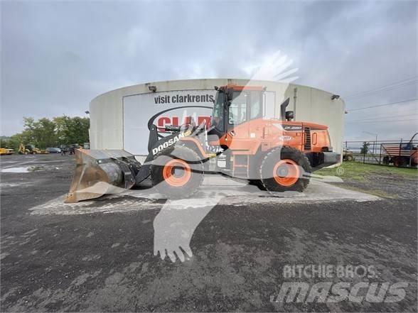 Doosan DL250-5 Wheel Loaders