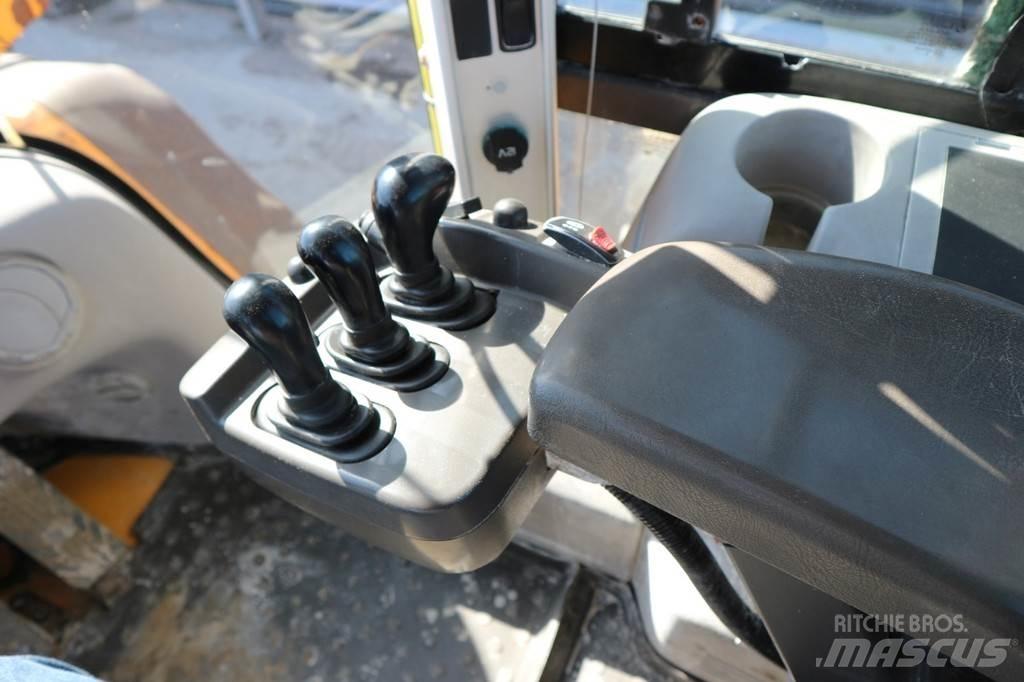Volvo L120G Wheel Loaders