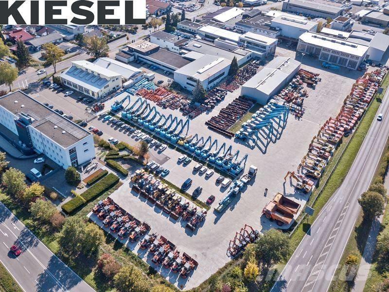 Fuchs MHL 335 E Waste / Industry Handlers