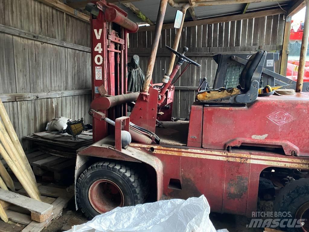 O&K V 40 Diesel Forklifts