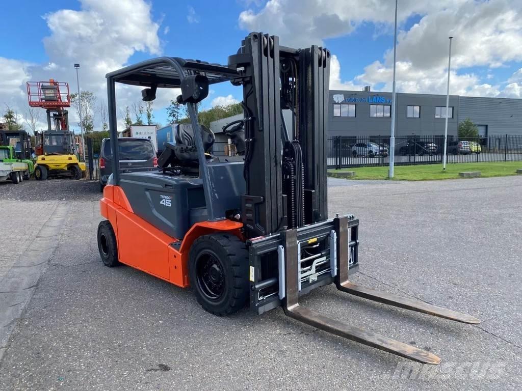 Toyota 8FBMT45 Electric Forklifts