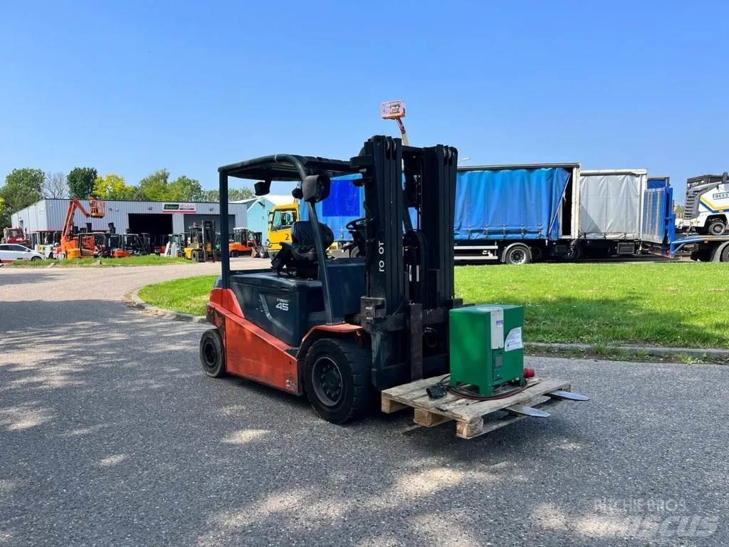 Toyota 8FBMT45 Electric Forklifts