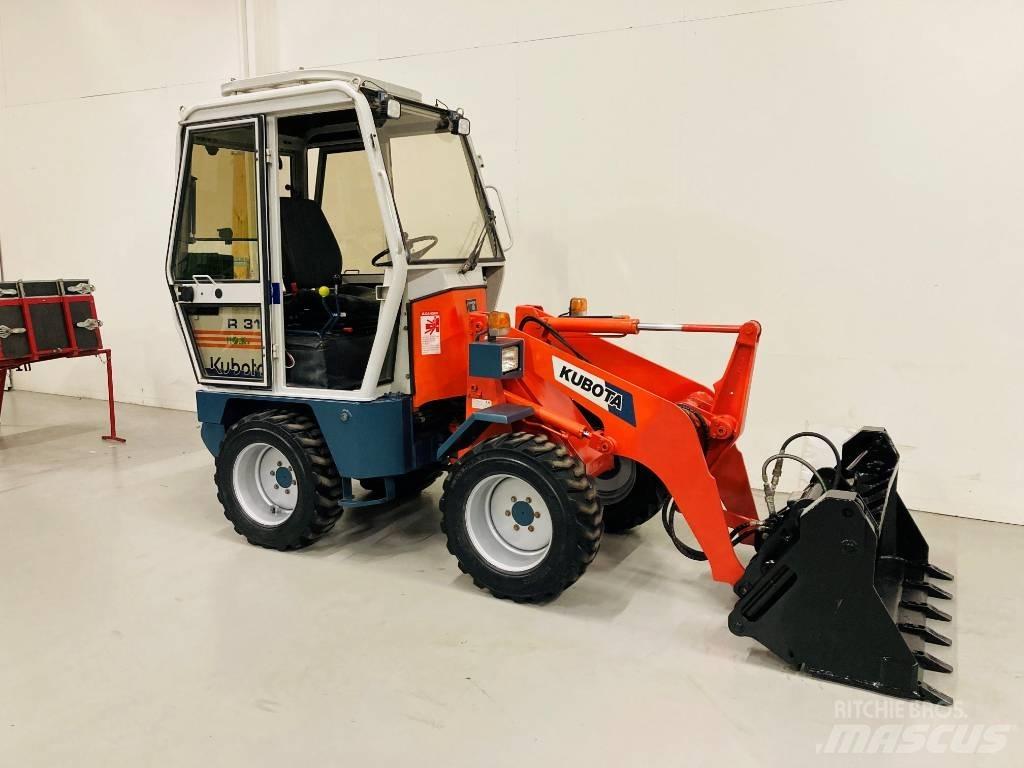 Kubota R 310 Wheel Loaders