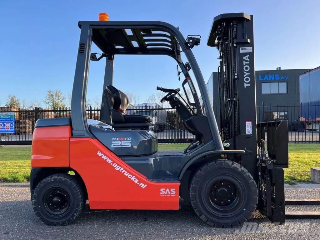 Toyota 52-8FDF25 Diesel Forklifts