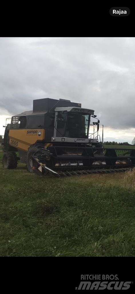 Sampo-Rosenlew 3065 Combine Harvesters