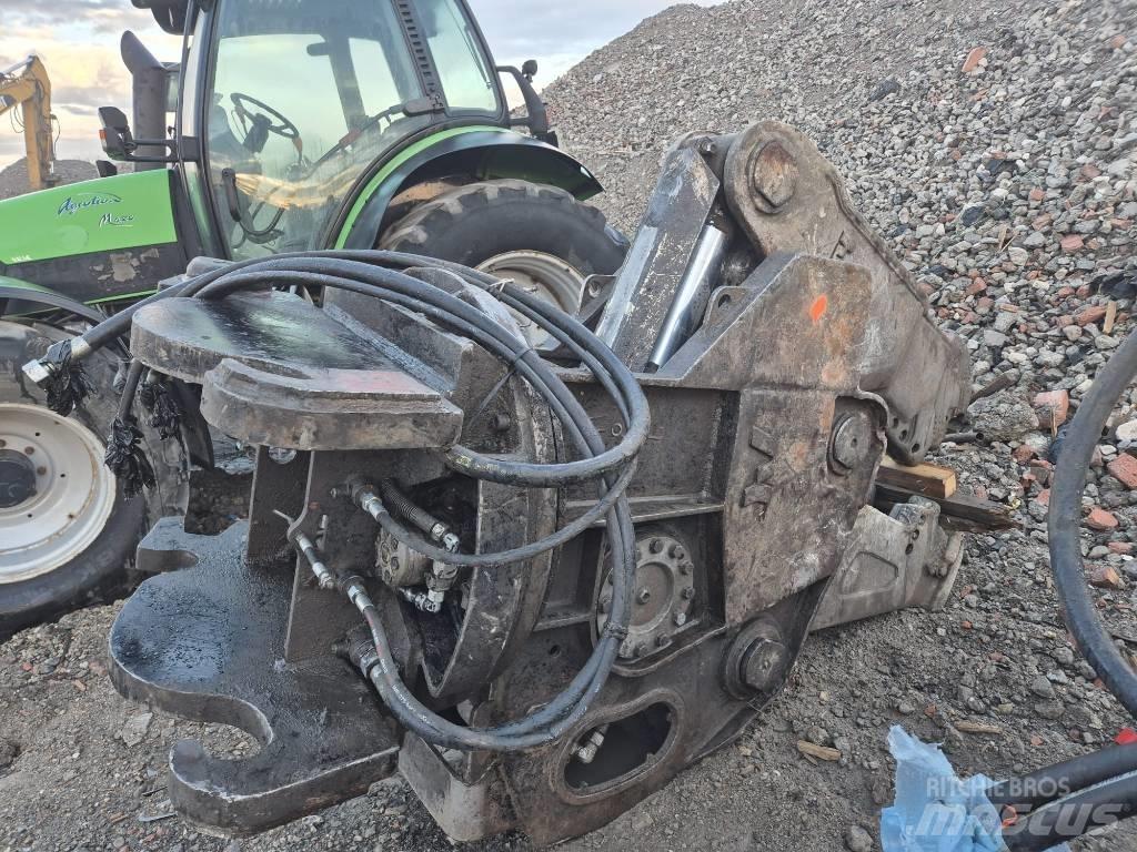 Verachtert VTC 50 Pulveriser  (Demolition Crusher ) 
