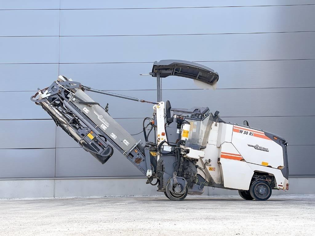 Wirtgen W 50 RI Asphalt cold milling machines