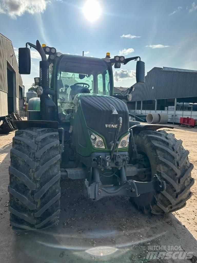 Fendt 724 Profi Plus Tractors