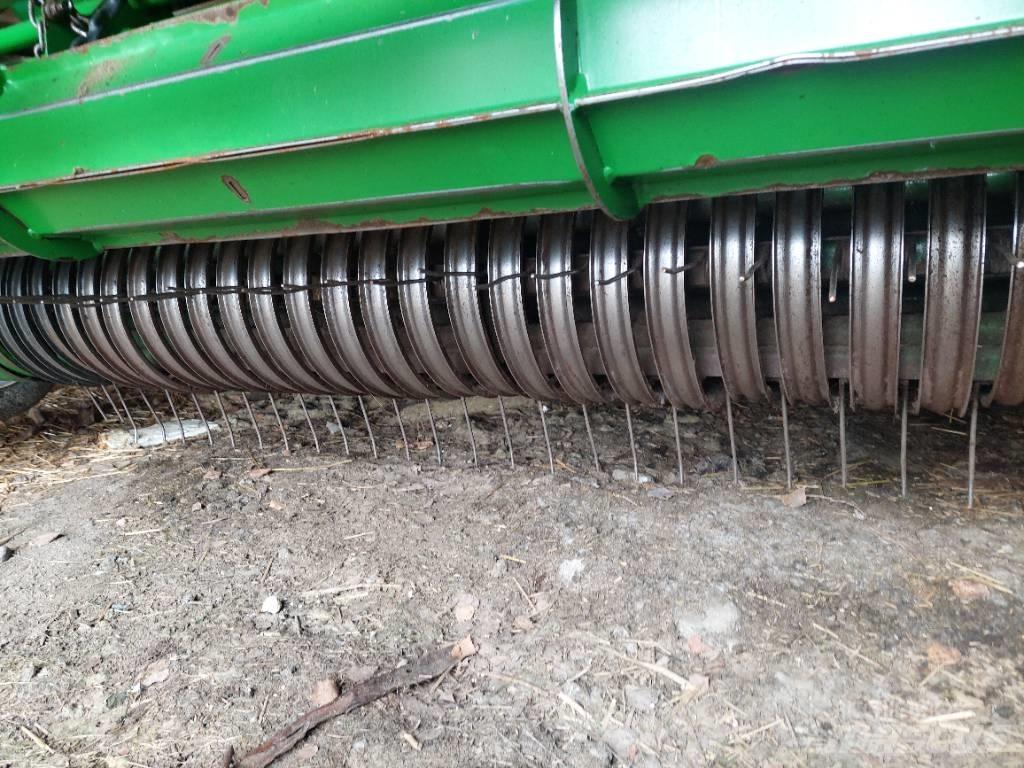 McHale F 5500 Round Balers