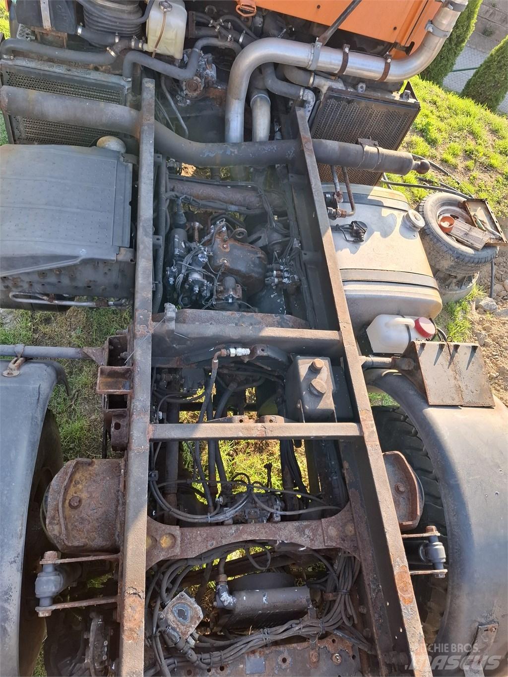 Unimog U500 Utility Machines