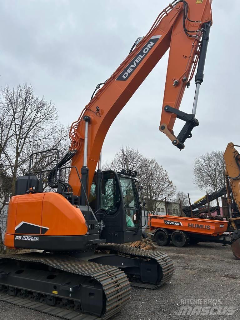 Develon DX 235 LCR-7 Crawler Excavators