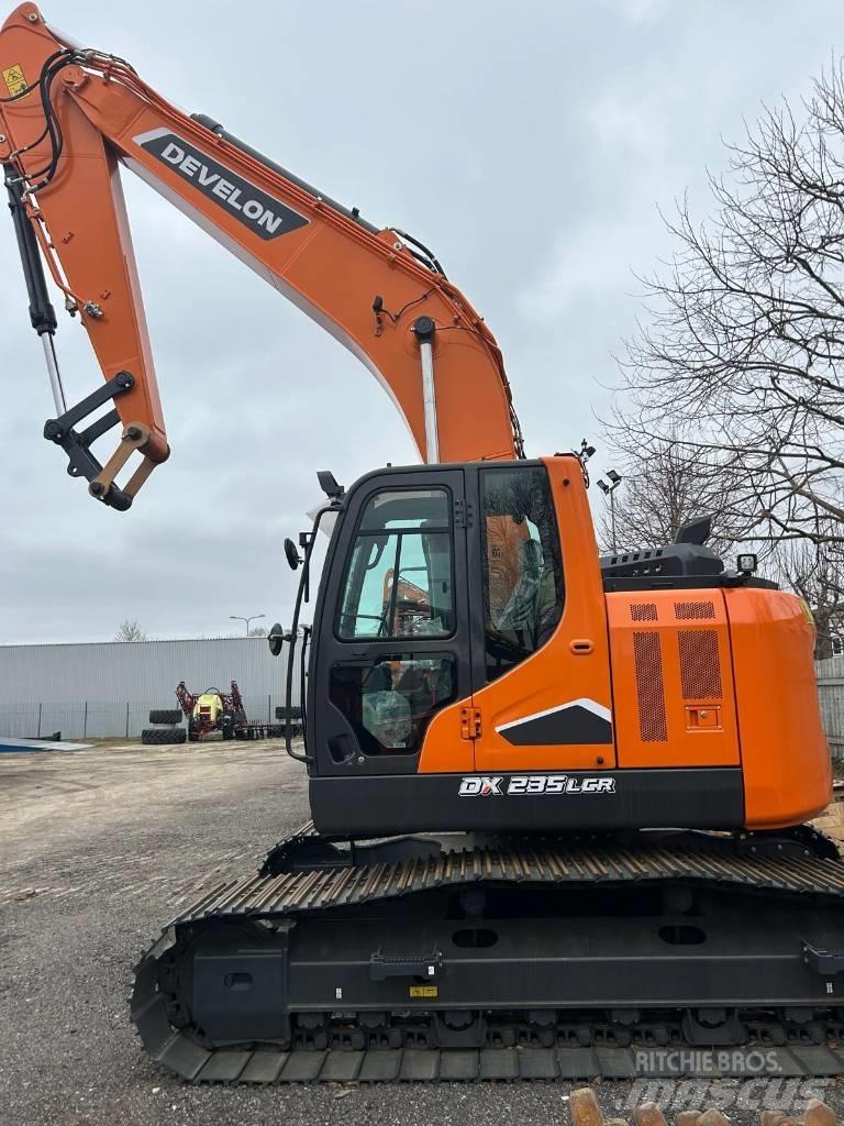 Develon DX 235 LCR-7 Crawler Excavators