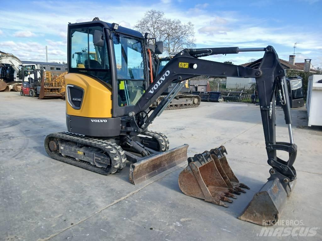 Volvo JECR25D Mini Excavators <7t (Mini Diggers)