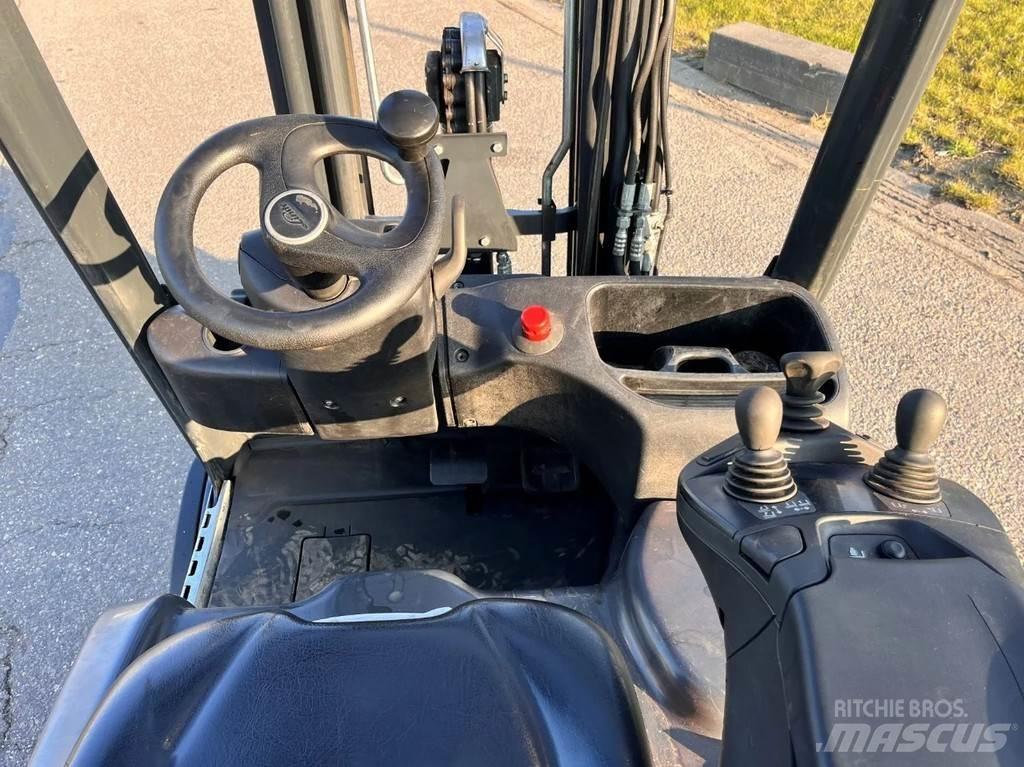Linde E18L-02 Electric Forklifts