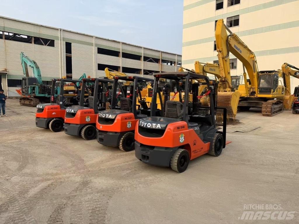 Toyota 8 FD 30 Diesel Forklifts