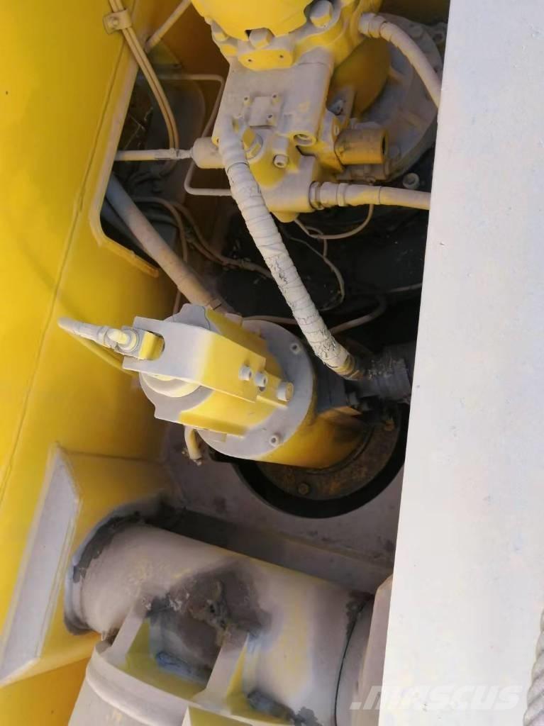 Tadano TL 300 E Rough Terrain Cranes