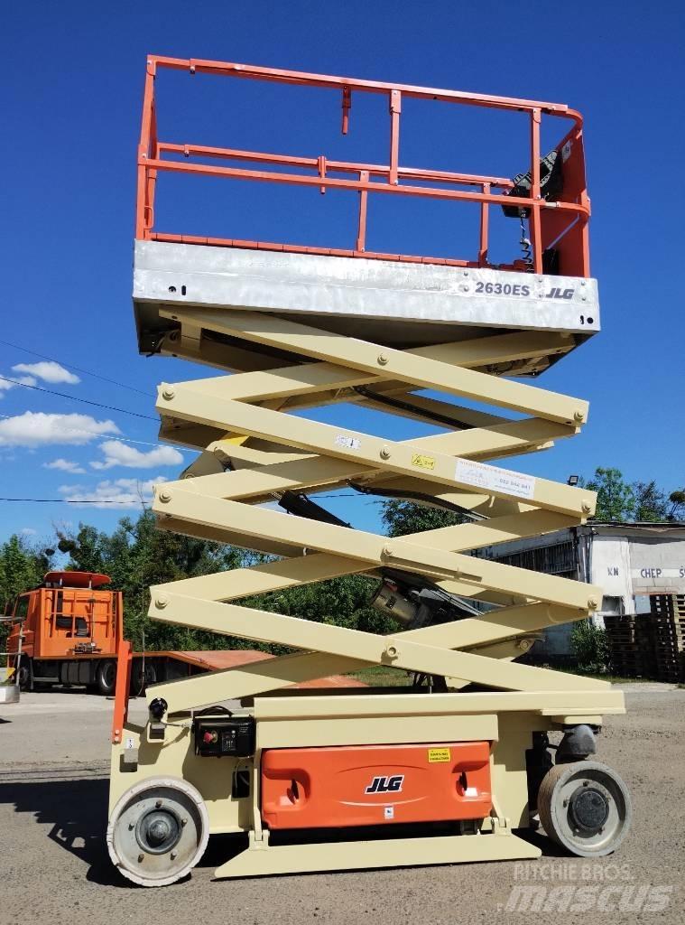 JLG 2630 ES Scissor Lifts