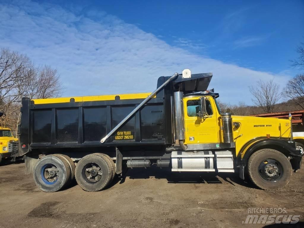 Western Star 4964-2 Dump Trucks