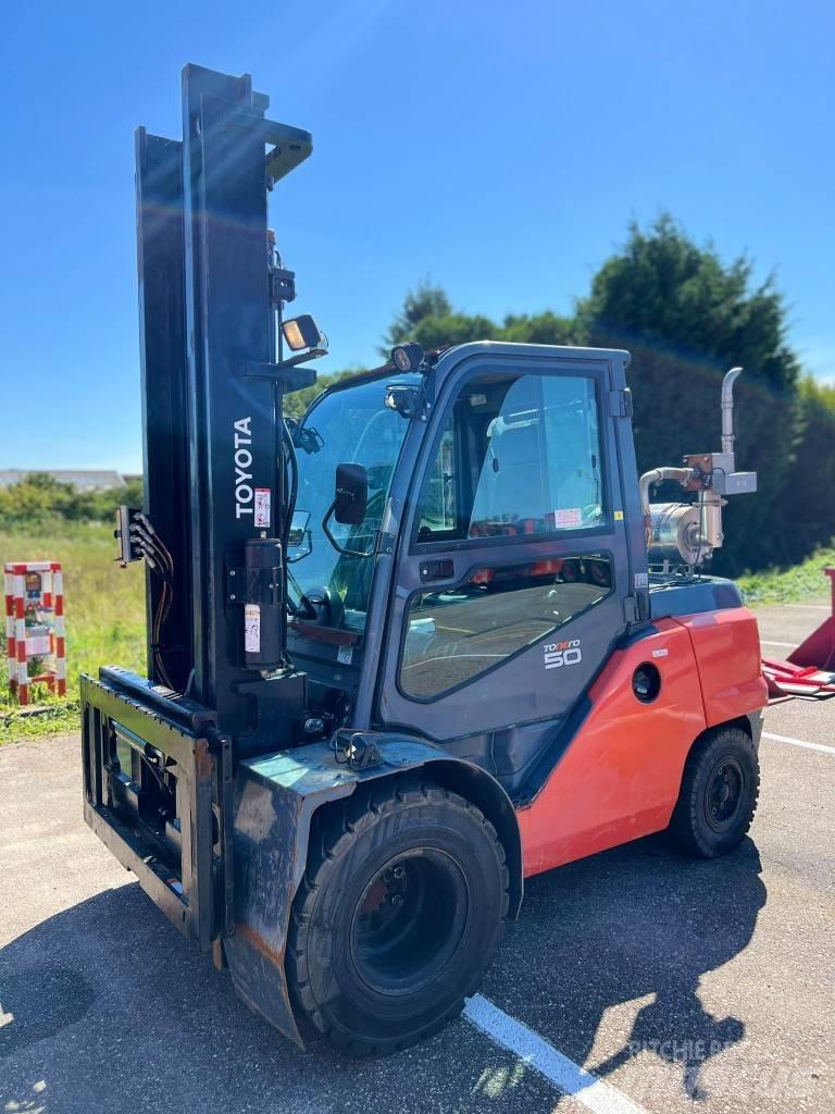 Toyota 40-8FD50N Diesel Forklifts
