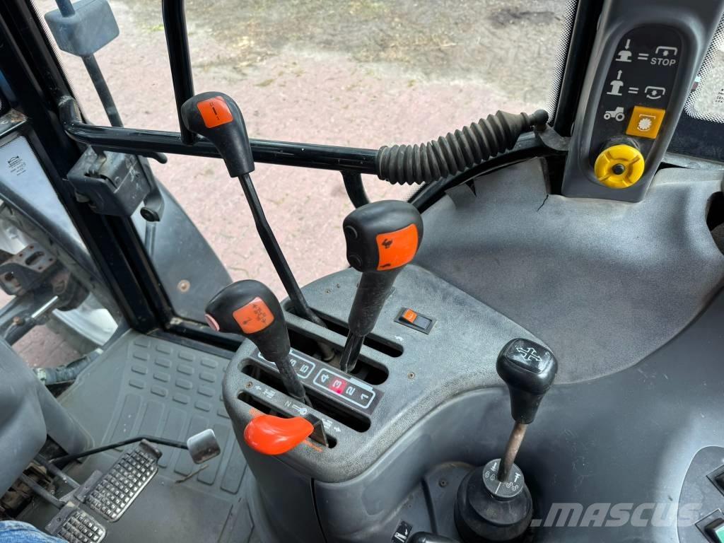 New Holland TS90 Tractors
